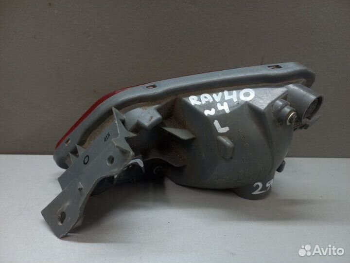 Фонарь противотуманный задний левый Toyota Rav 4
