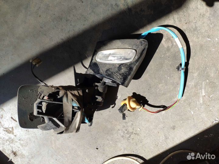 Зеркало Peugeot 308