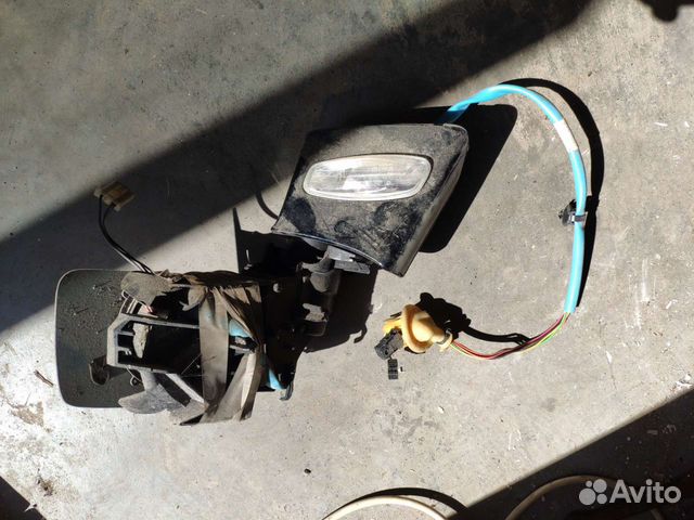 Зеркало Peugeot 308