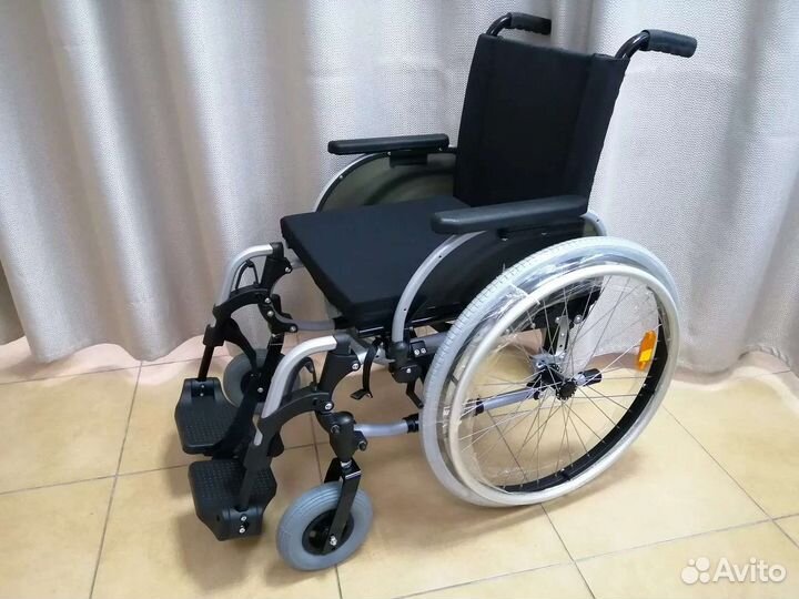 Инвалидная коляска новая