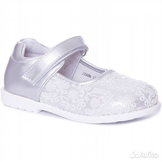 Новые нарядные туфли(большемерят)р-р 24