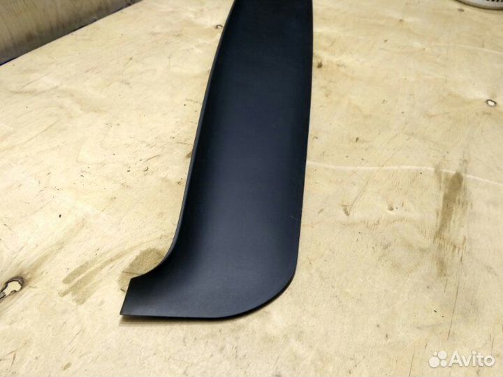 Спойлер багажника Porsche Cayenne 4.5 V8 2002-2010