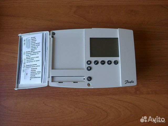 Регулятор danfoss ecl. Danfoss ECL Comfort. Данфосс ECL Comfort 200. Danfoss ECL 300. ECL Comfort 300