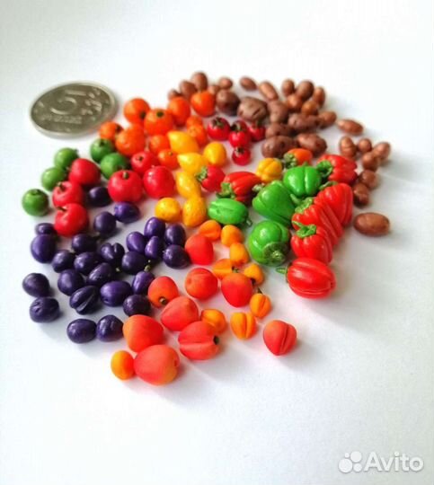 Миниатюрные овощи и фрукты