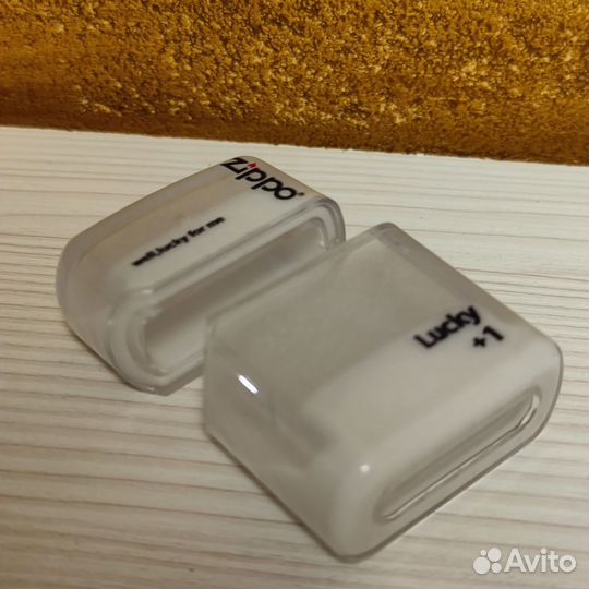 Накладки для zippo кейс Lucky белый