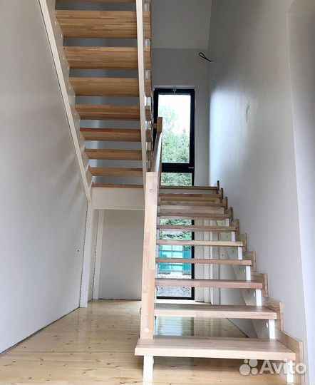 Металлокаркас лестницы