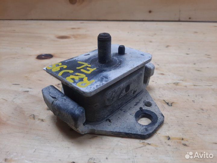 Подушка двигателя левая Toyota Land Cruiser Prado