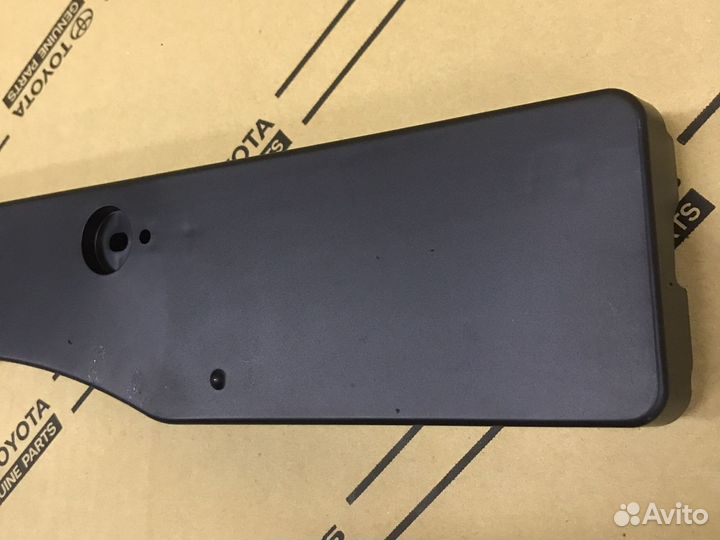 Кронштейн госномера toyota camry 70