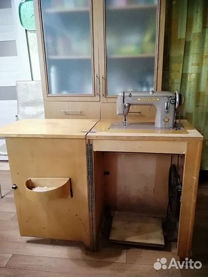 Швейная машина подольск ножная
