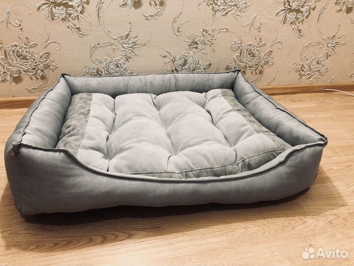 Комбенизон и лежанка для собак крупных пород