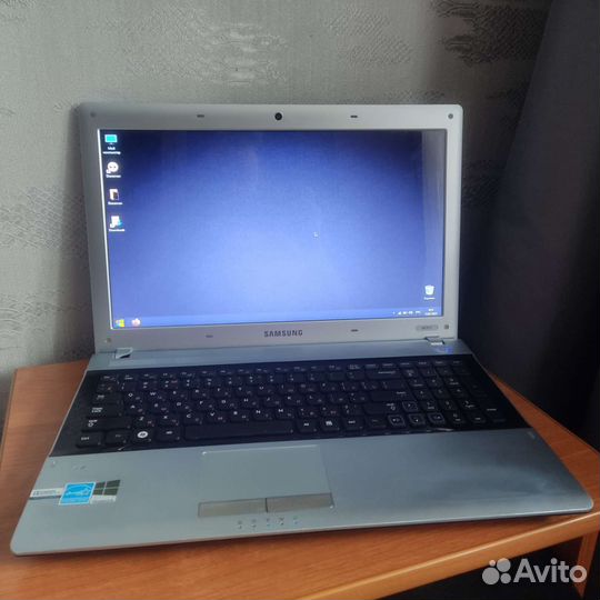 Samsung rv511