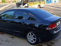 Honda Civic 1.8 MT, 2007, 242 300 км, с пробегом, цена 692 000 руб.