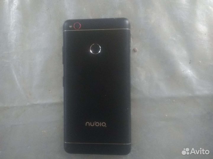 Телефон Nubia 3/64