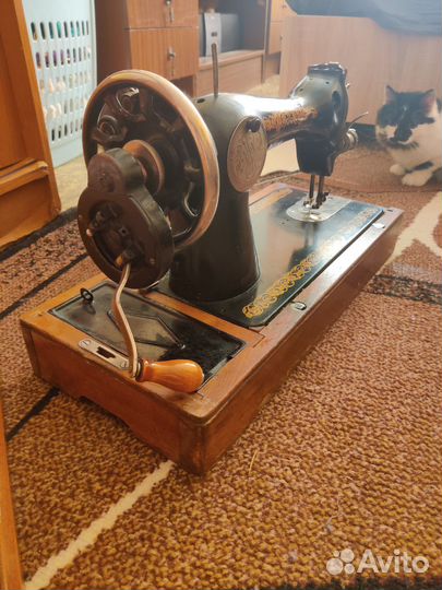 Швейная машина Подольск ручная