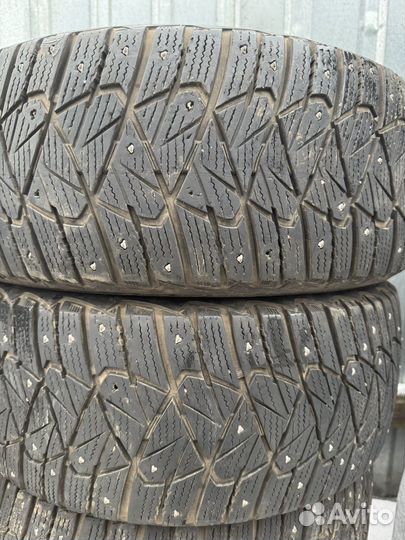 Dunlop Ice Touch 225/50 R17