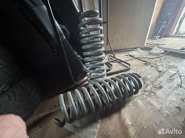 Пружины подвески задние Dodge RAM