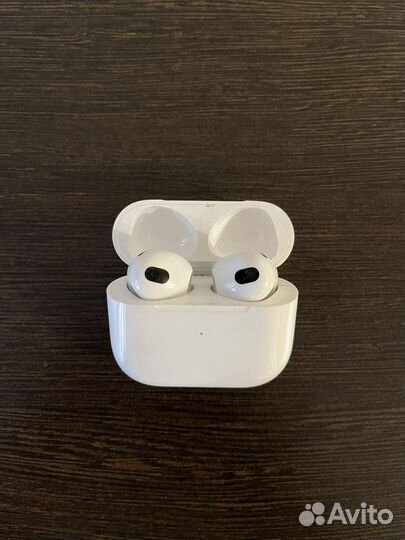 Беспроводные наушники apple airpods 3