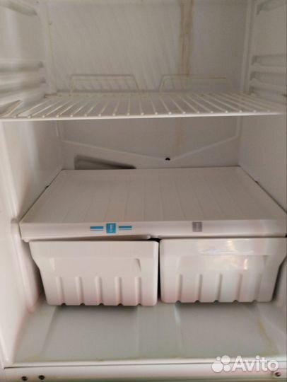 Холодильник бирюса