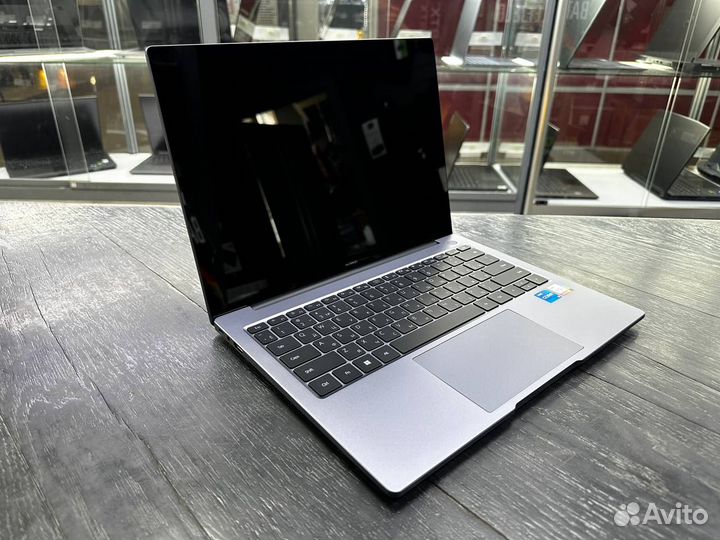 Новый ноутбук Huawei MateBook 14 i5/16/512