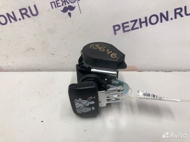 Ремень безопасности задний Audi Q7 внедорожник 3.0