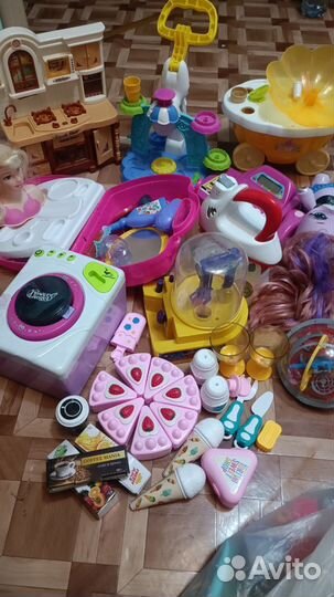 Большой пакет игрушек