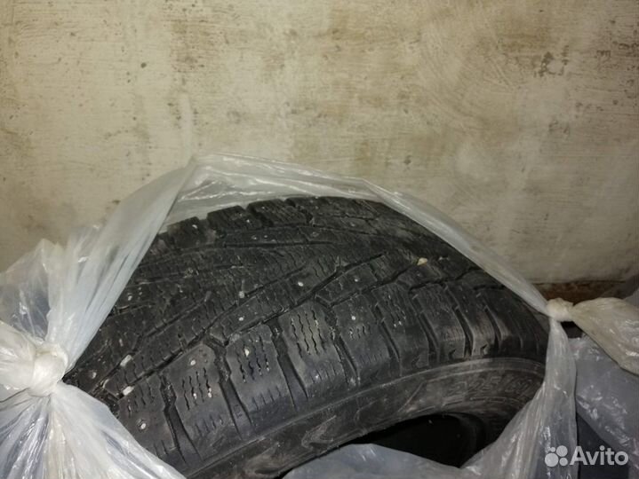 Nokian Tyres Hakkapeliitta 7 SUV 225/60 R18 104T