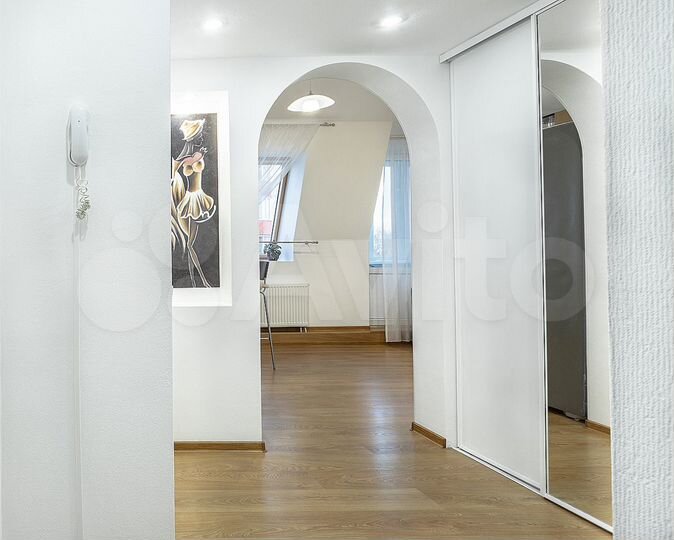 2-к. квартира, 58 м², 6/6 эт.