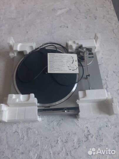 Проигрыватель винила technics SL-Q300