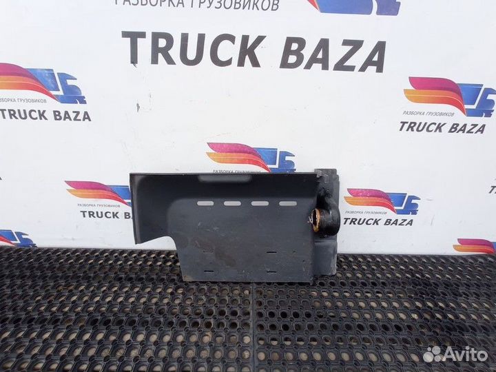 Опора полки правая