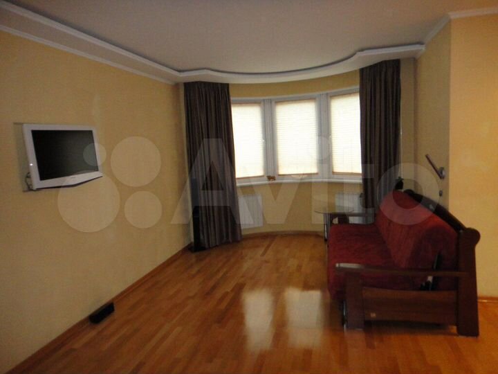 1-к. квартира, 42 м², 15/21 эт.