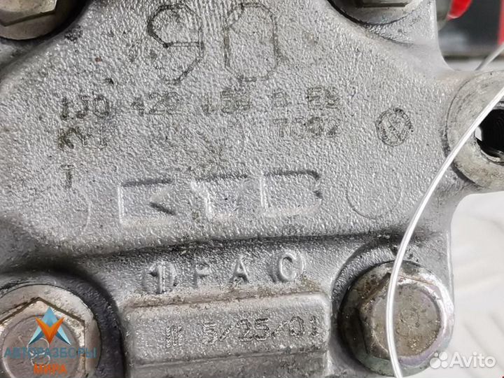 Насос гидроусилителя руля Volkswagen Golf 4 2000