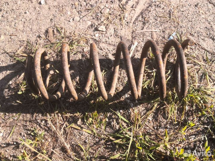 Задняя пружина Honda Shattle