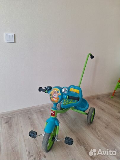 Детский трехколесный велосипед