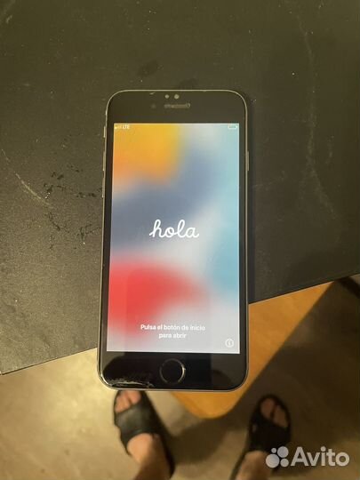 Телефон iPhone 6s