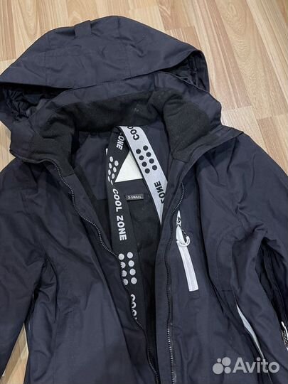 Комбинезон для сноуборда женский