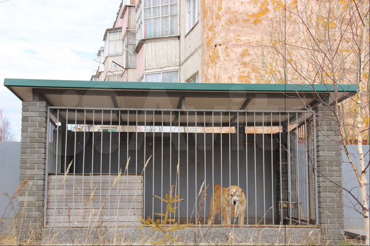 Коттедж 330 м² на участке 11 сот.