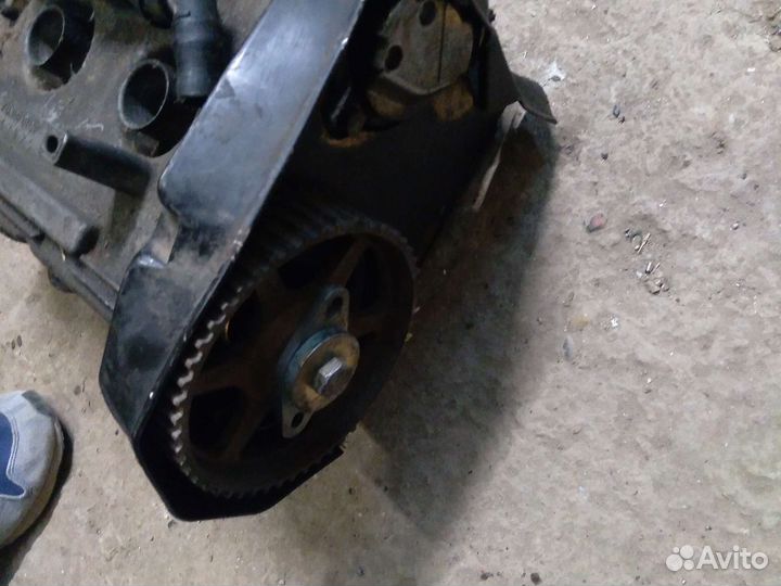 Головка двигателя audi