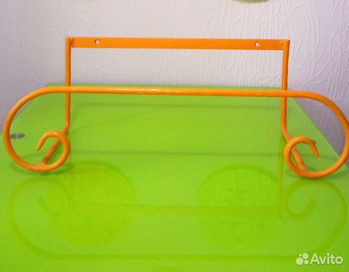 Кронштейн кованый для цветочного ящика