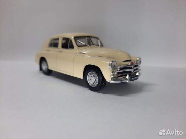 Модель Газ М20 победа Бежевая коллекционная