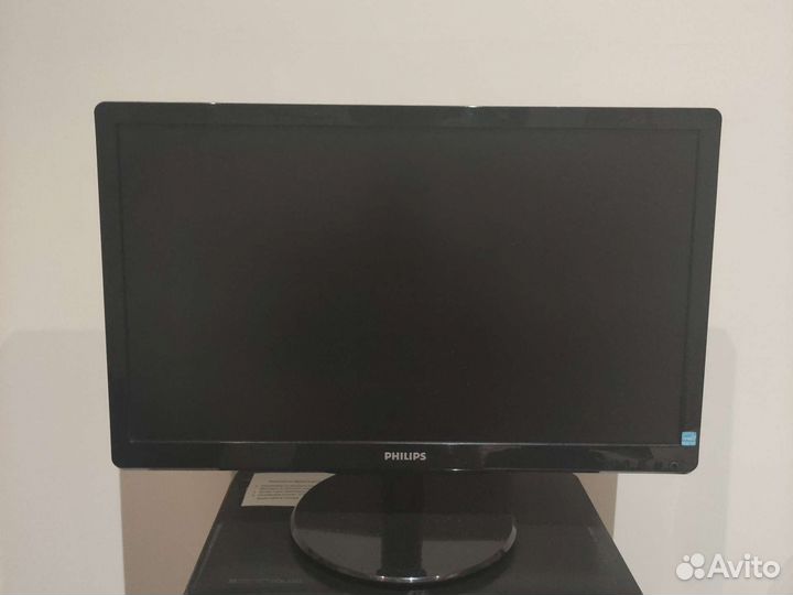 Монитор philips 22 дюйма