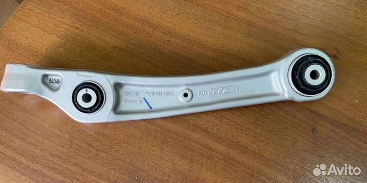 Рычаг передний левый Audi Q7 4M0407151L