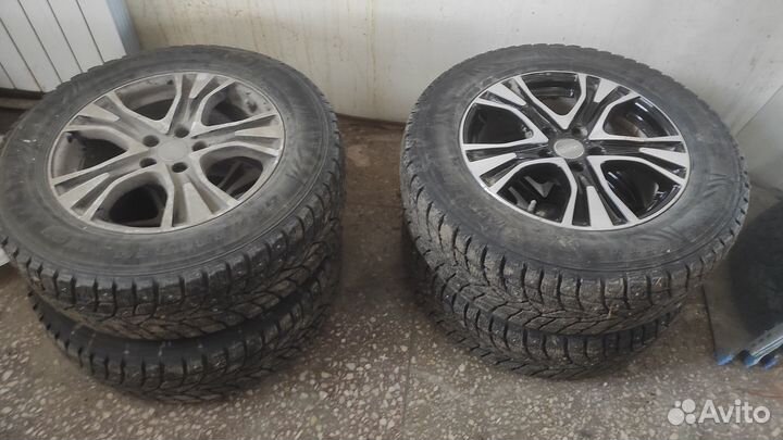 Dunlop Grandtrek Ice 02 225/65 R17 106T