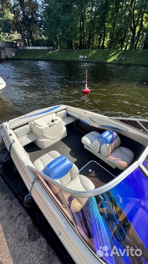 Катера яхты моторная яхта суда