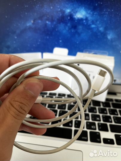 Оригинальная быстрая зарядка 20w на iPhone