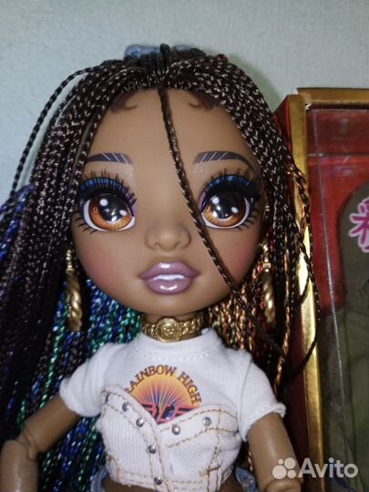 Rainbow High Rockstar Vanessa Tempo