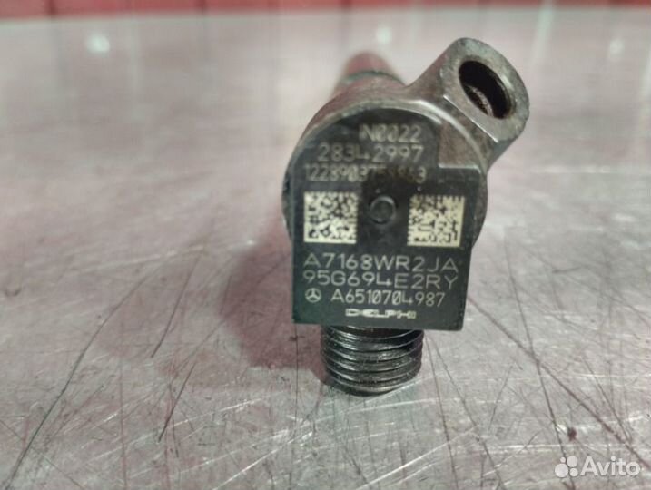 Форсунка Mercedes E-Class W212 OM651 2.2 CDI 2012