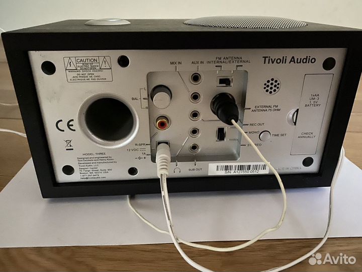 Радиоприемник Tivoli Audio Model Three: Радио