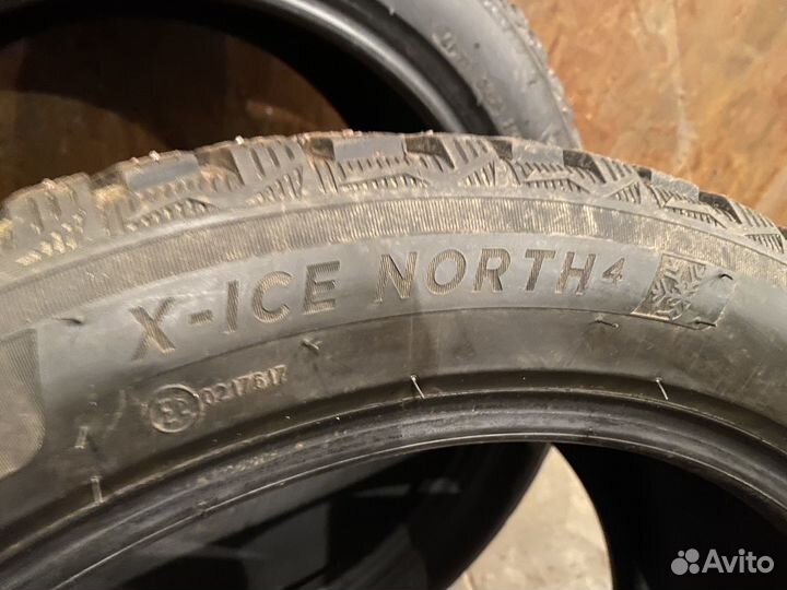 Michelin X-Ice North 4 275/40 R19 105H