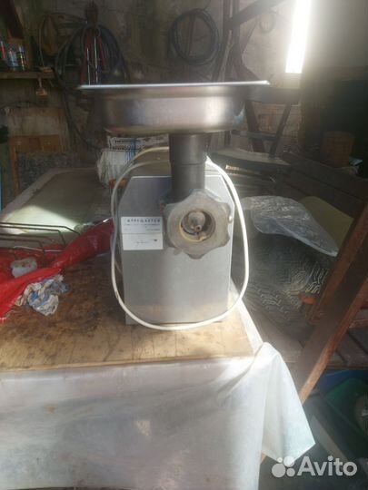 Мясорубка электрическая бу