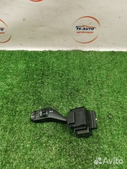 Подрулевой переключатель дворников Ford Focus 2